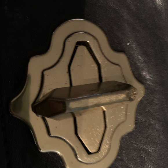 Black leather purse - Picture 8 of 9